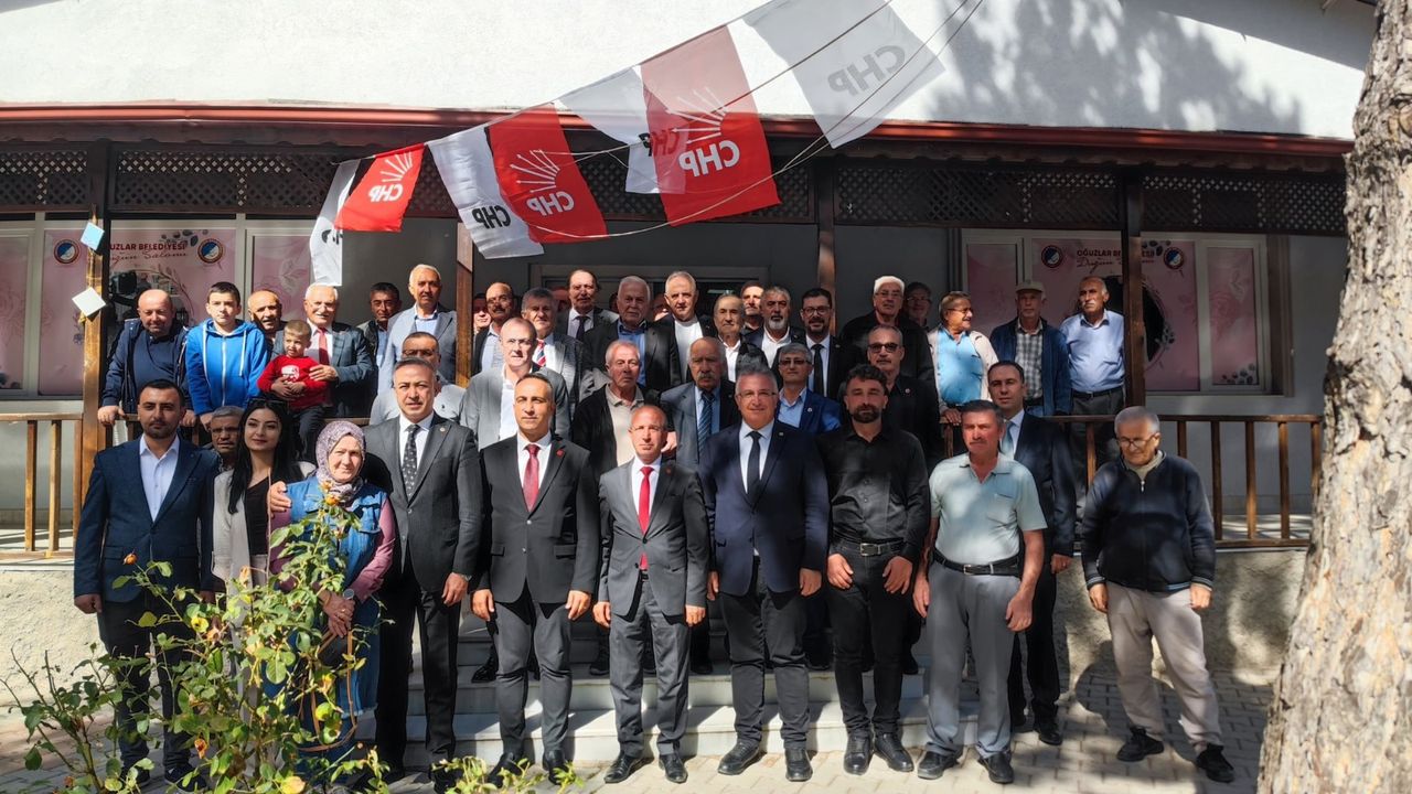 CHP Oğuzlar İlçe Başkanlığına  yeniden Talip Karadeniz seçildi