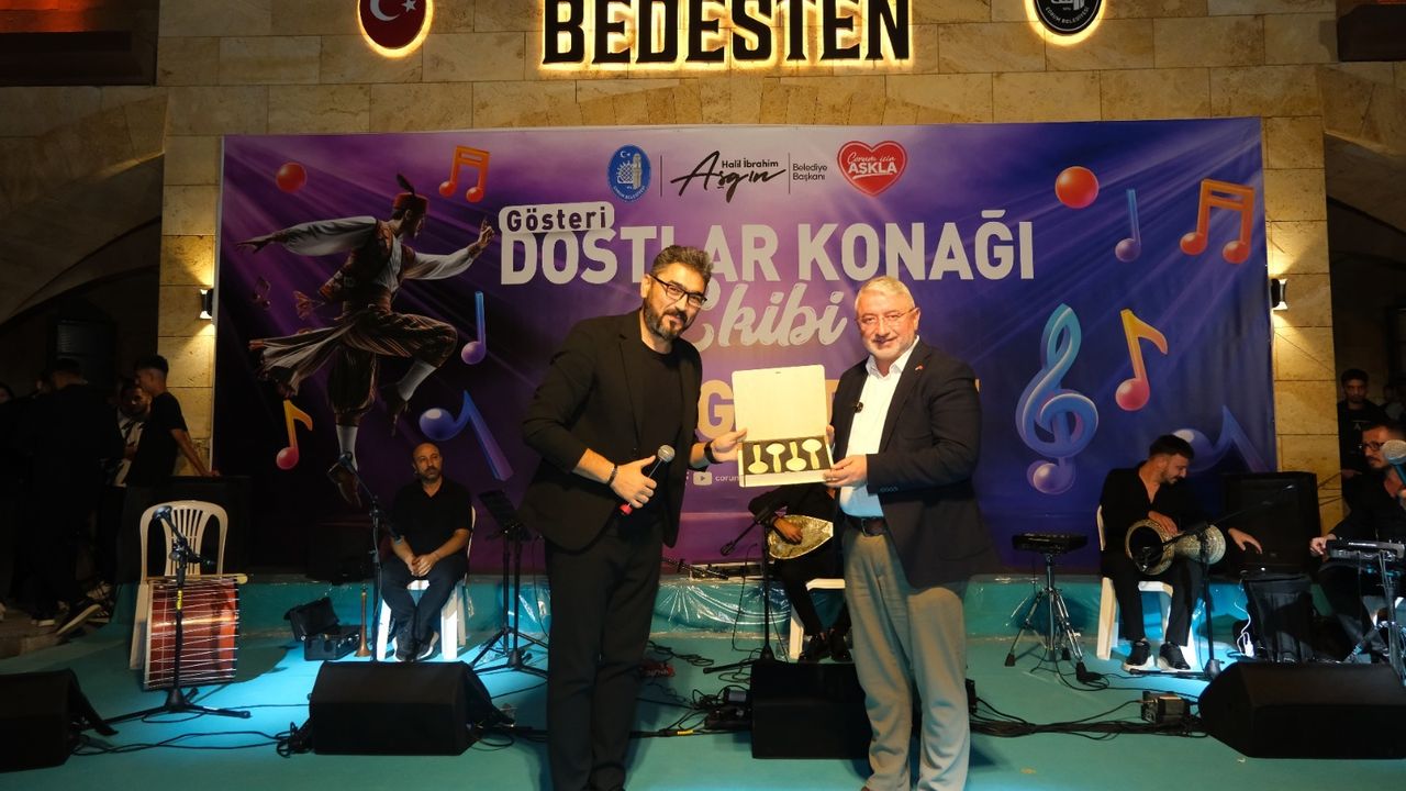 Dostlar Konağı Ekibi  unutulmaz bir gece yaşattı