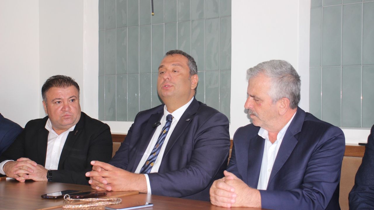 “Türkiye’de her alanda  geriye gidiş yaşanıyor”