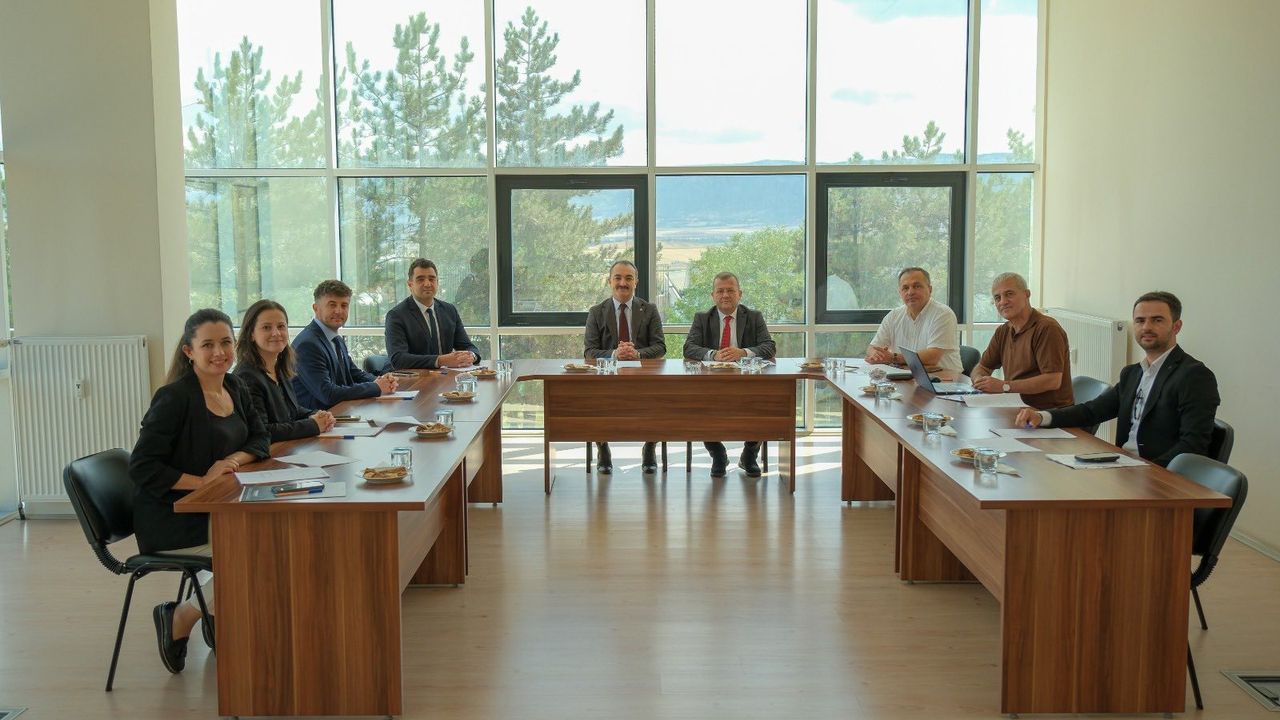 Çorum Teknokent’in dijital  dönüşüm projesi için imzalar atıldı