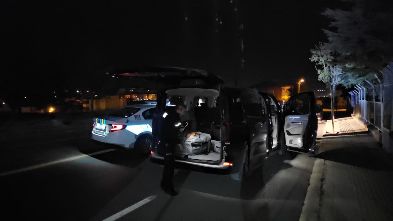 Çorum’da polisin dur ihtarına uymayan sürücüye 51 bin lira ceza