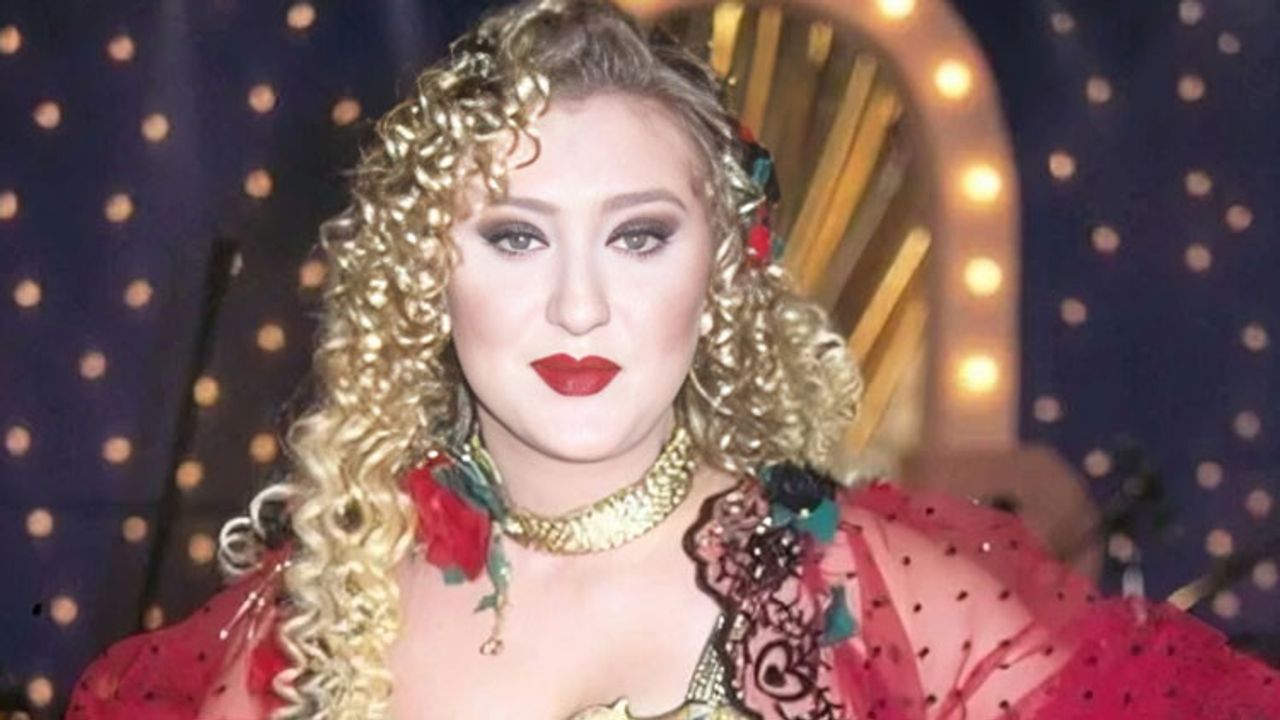 Ünlü sanatçı hayatını kaybetti
