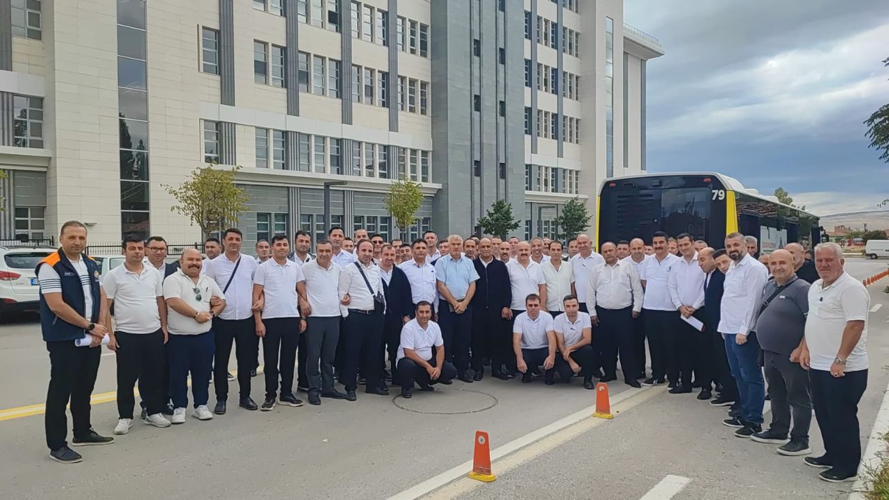 Belediye şoförlerine  BMC’den eğitim