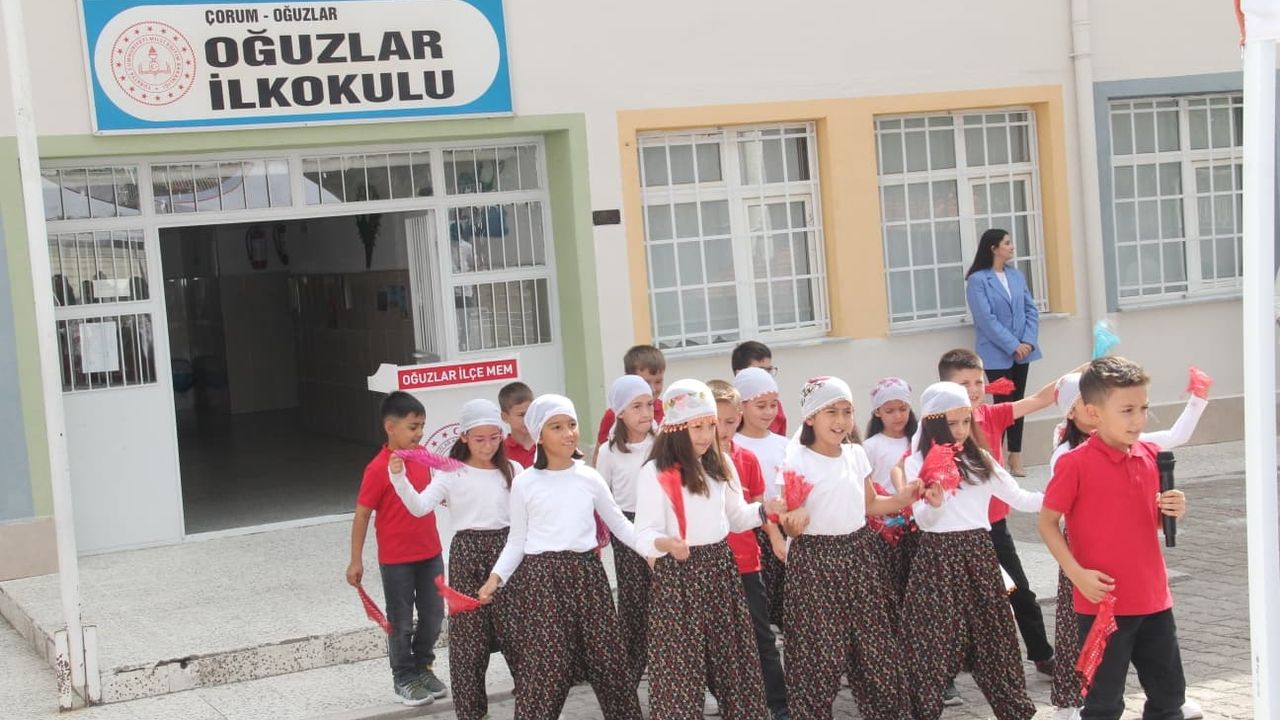 Oğuzlar’da İlköğretim Haftası kutlandı