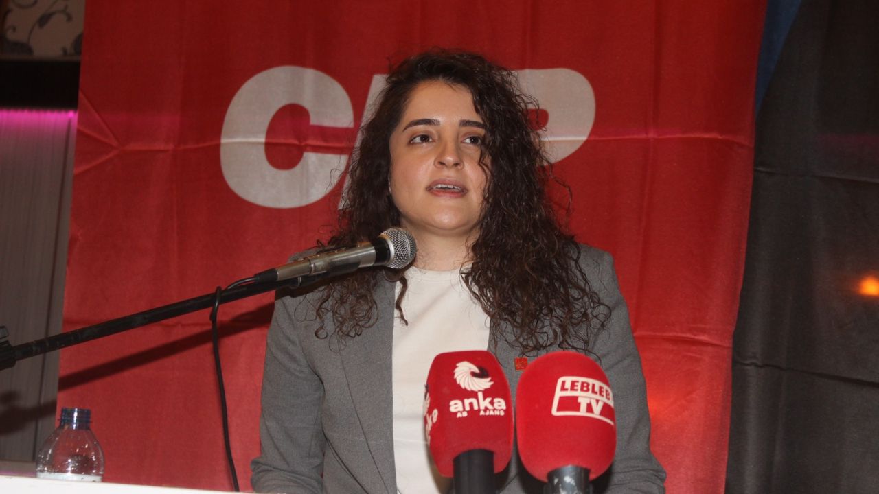 “Bu ülkeyi mutlaka aydınlık  yarınlara ulaştıracağız”