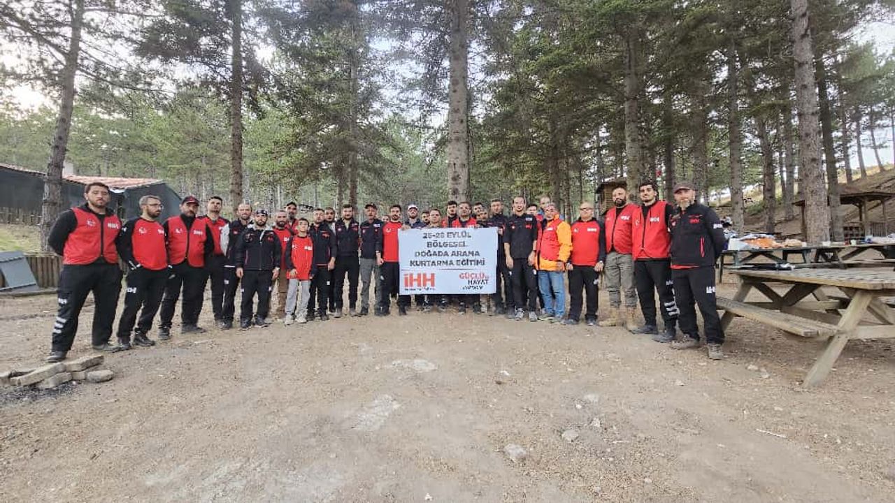 Çorum'da 7 ilin arama-kurtarma gönüllüleri için eğitim düzenlendi