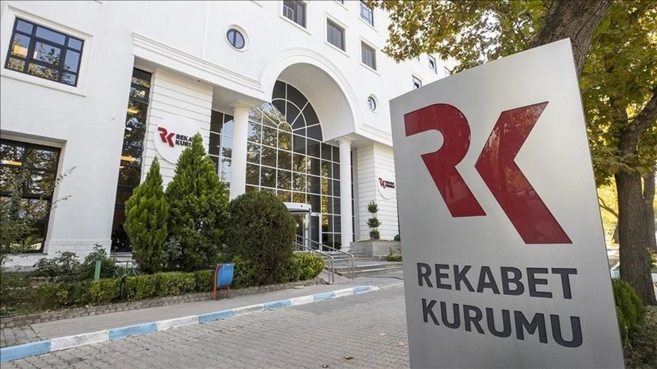 Rekabet Kurulu, beyaz et sektöründe faaliyet gösteren  13 firmaya 3,7 milyar lira ceza verdi