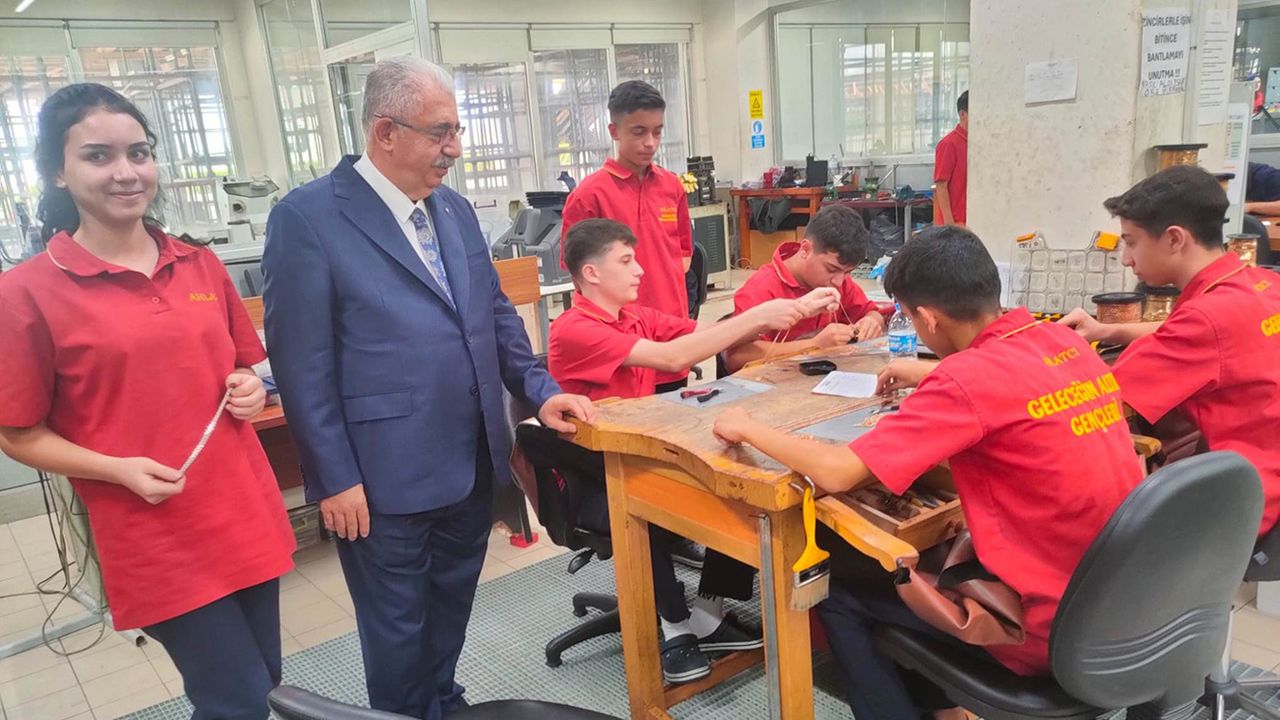 “Çorum’u, Türkiye’nin ihracat merkezi yapacağız”