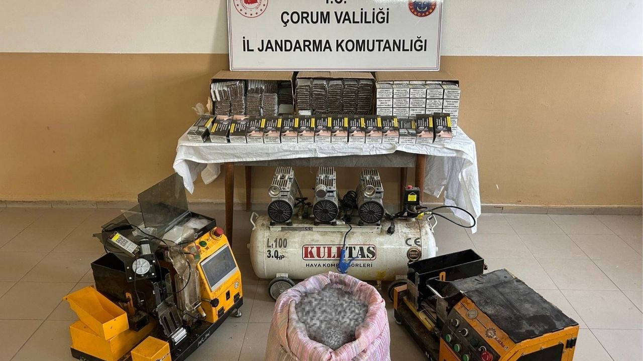 Kaçak sigara imalathanesine jandarmadan baskın