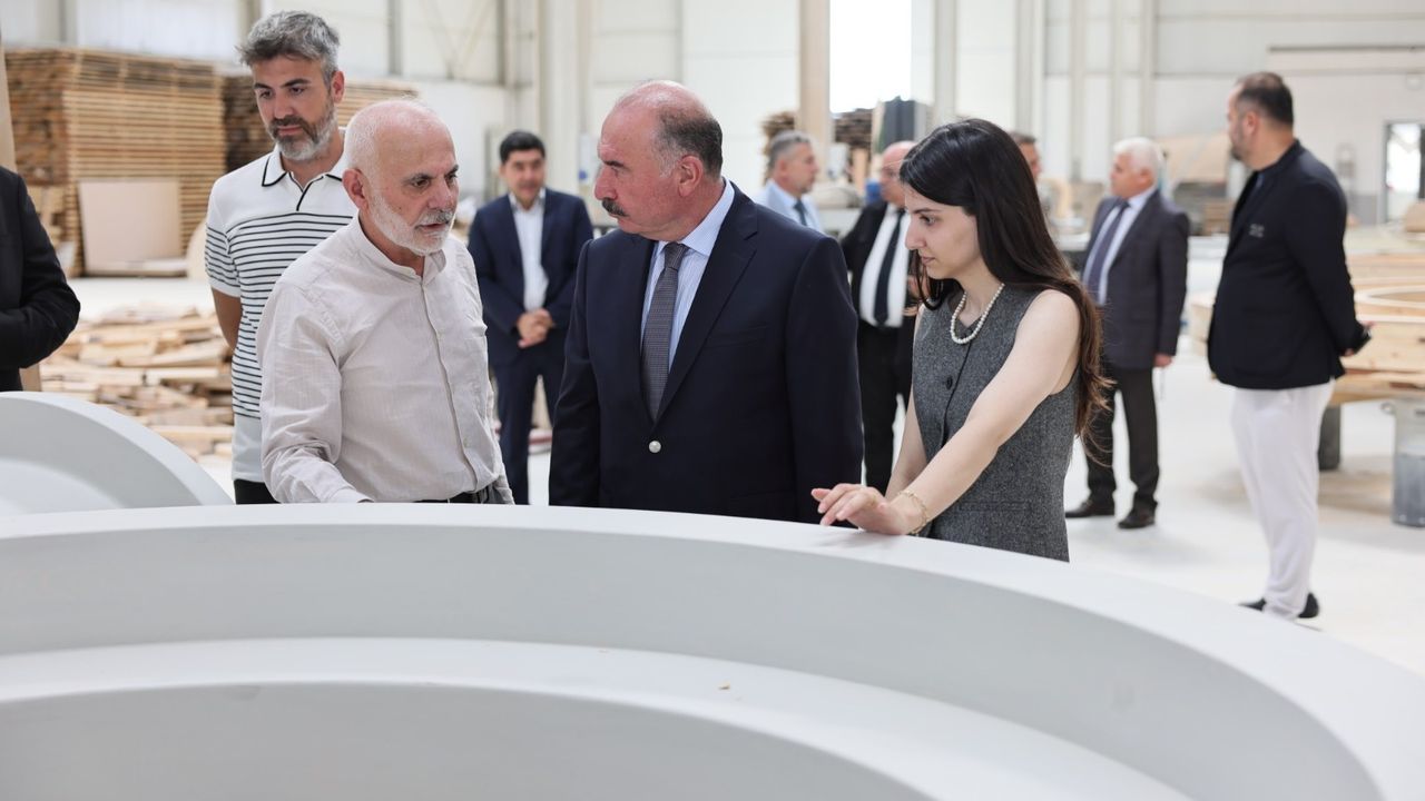 Vali Çalgan, Mihenk Model Döküm’ü ziyaret etti