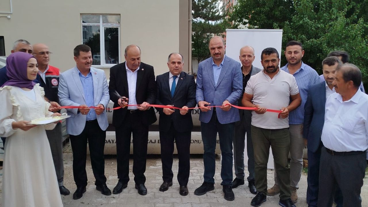 Alaca’da meralar oluklu sıvat