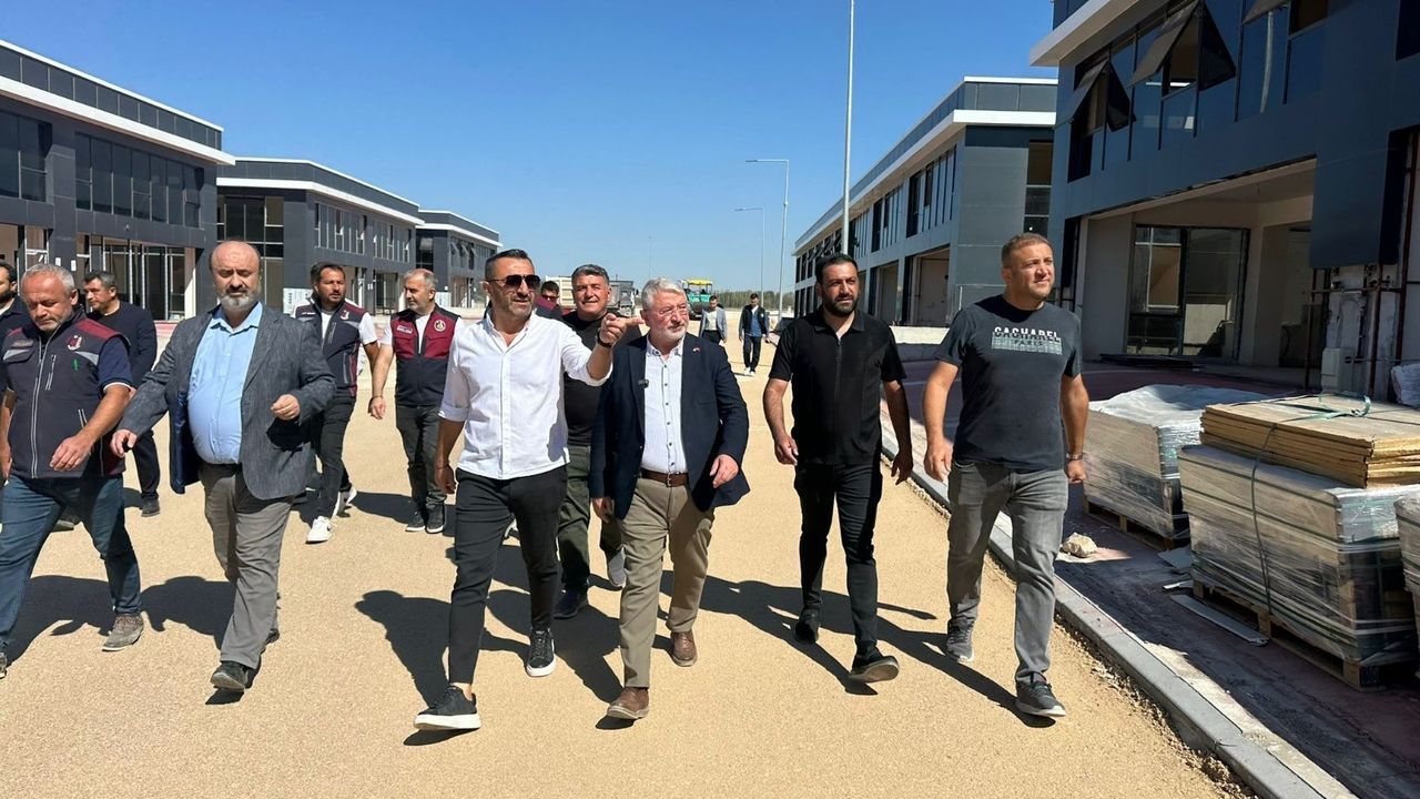 Yeni Galericiler Sitesi’nde  asfalt çalışmalarına başlandı