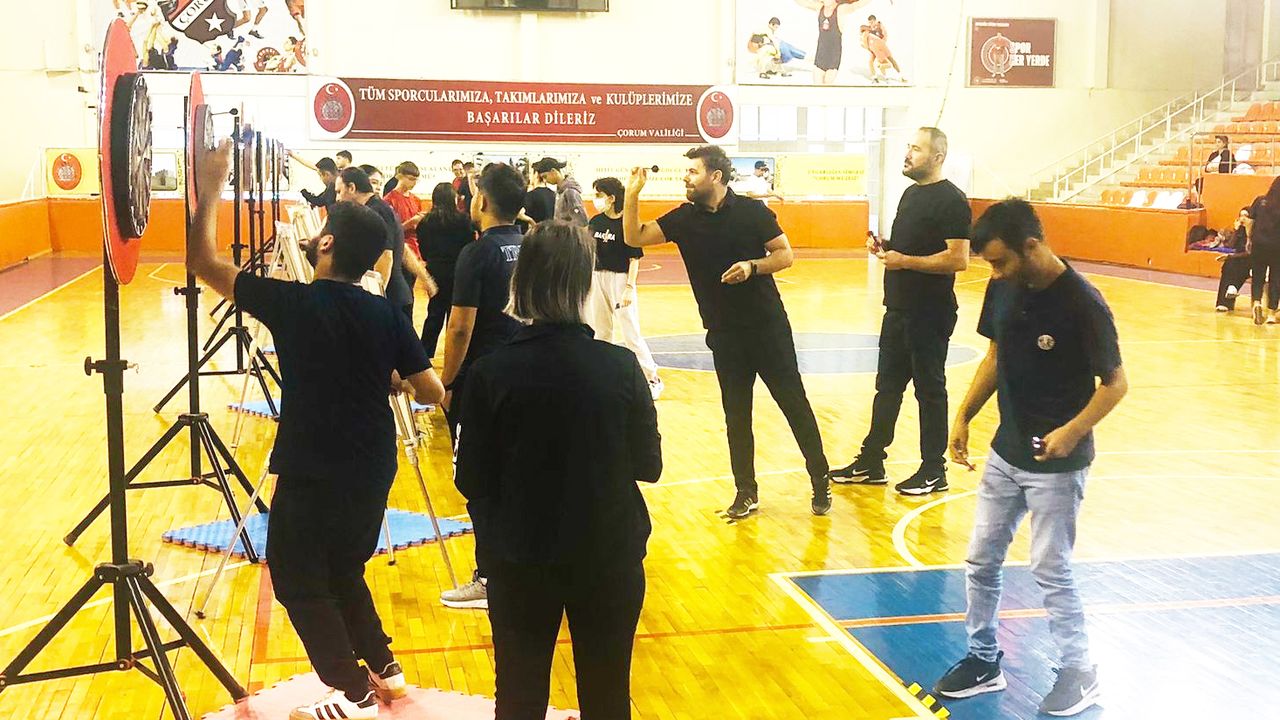 Dart İl Birinciliği'nde 36 sporcu kapıştı