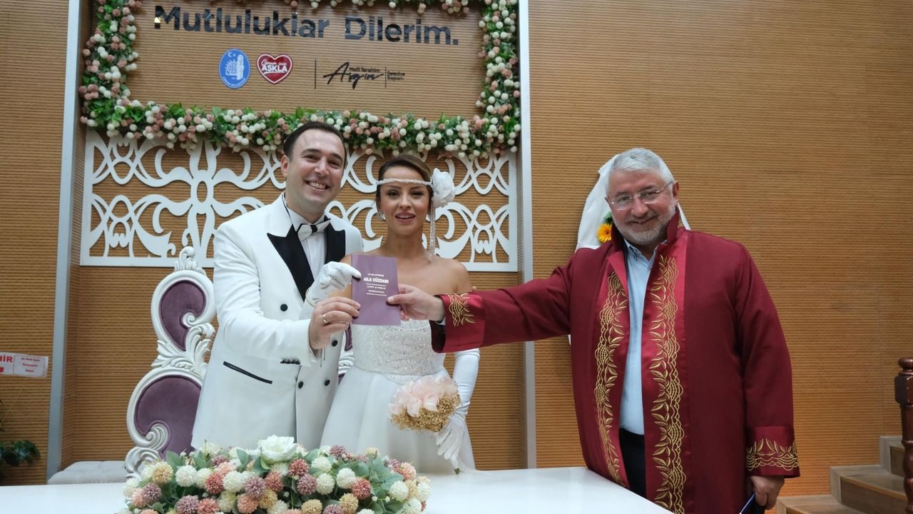 Gülden Kolukısa hayatını  Ali İsmailoğlu ile birleştirdi