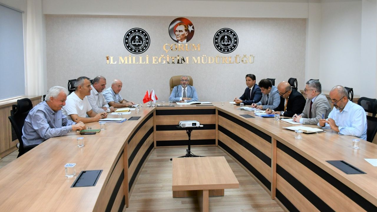 Çorum’da eğitimde haftalık  koordinasyon toplantısı yapıldı