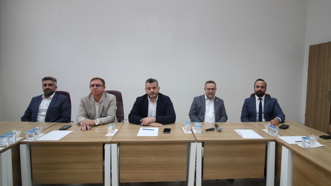 Acil Sağlık hizmetleri  masaya yatırıldı