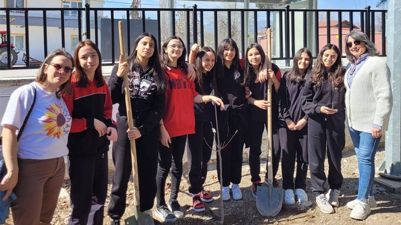 Güzel Sanatlar Lisesi’nden  “Yeşil Vatanı Koruma” etkinliği