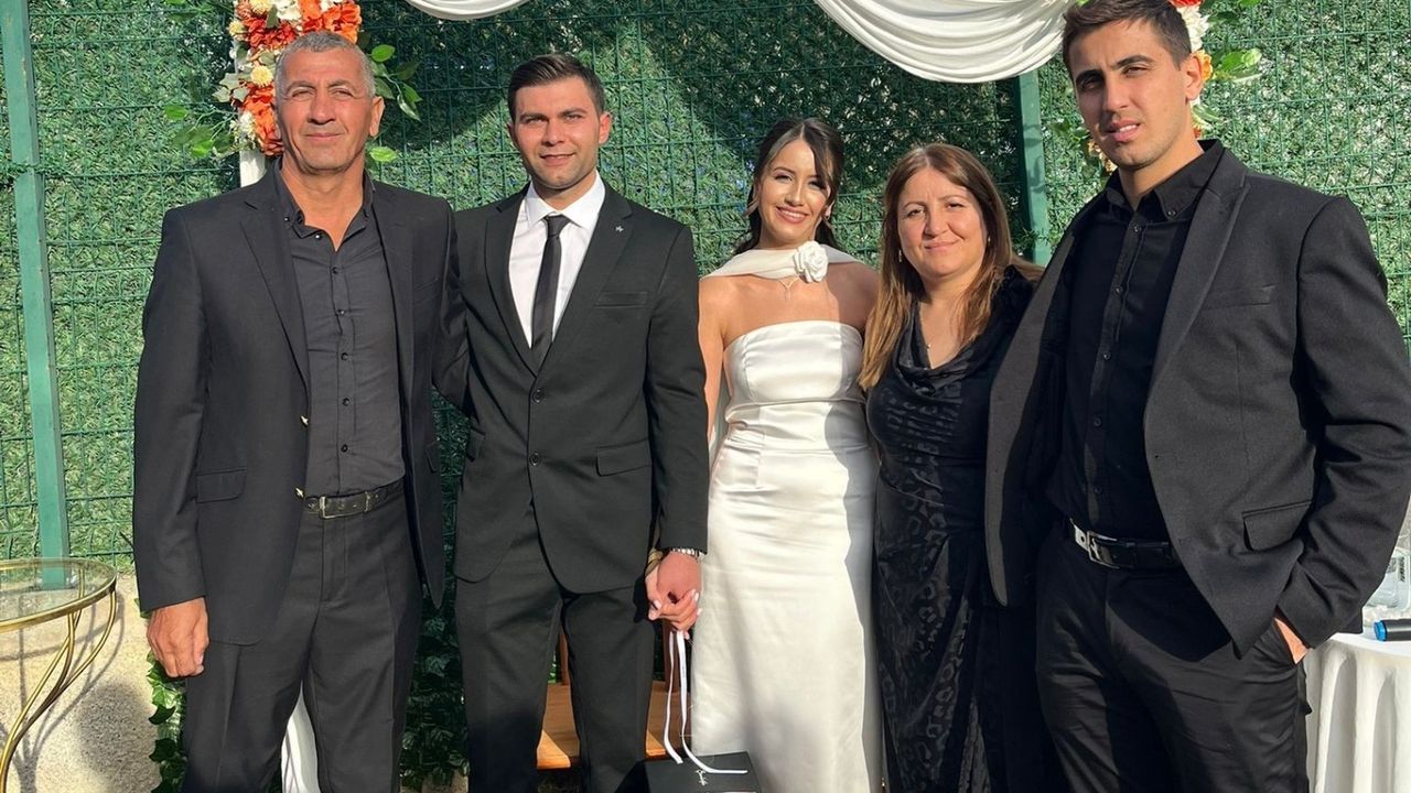 Simge & Kamil  çifti nişanlandı