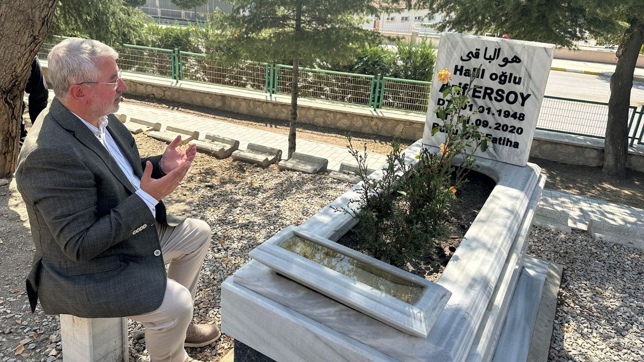 Başkan Aşgın, merhum Belediye  Başkanı Arif Ersoy’u unutmadı