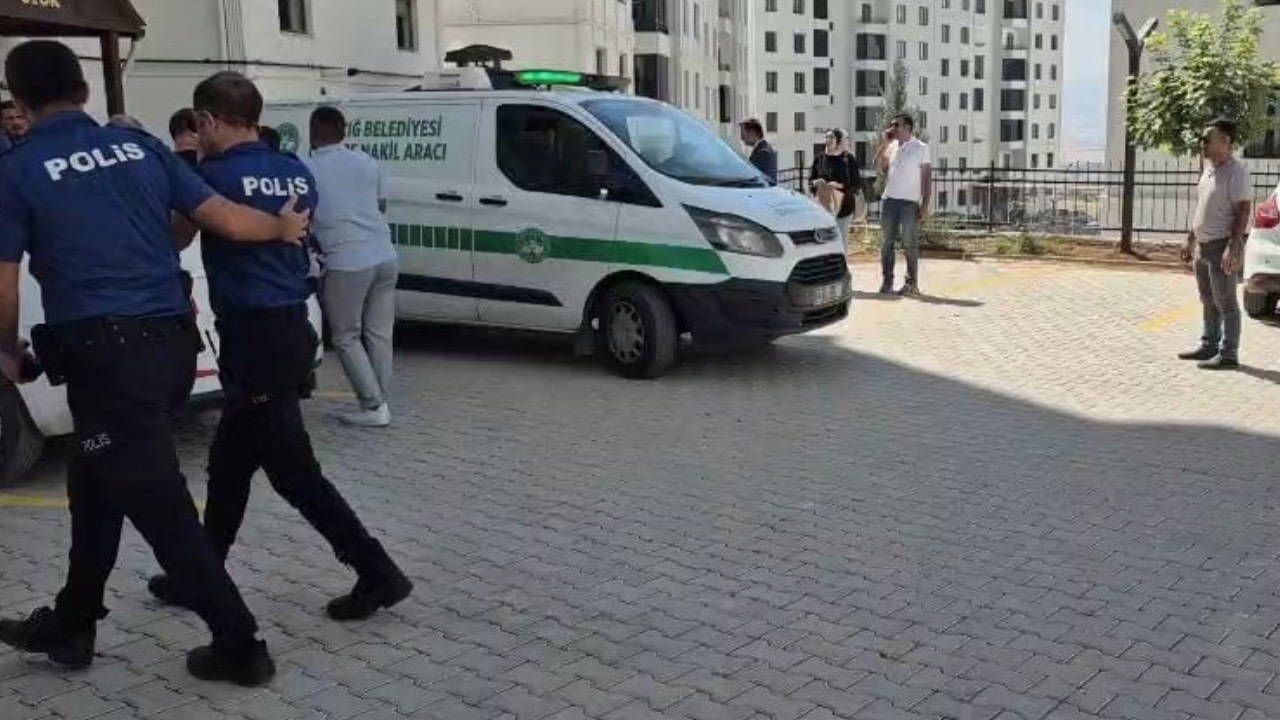 Başkomiser jandarma personelini öldürdü