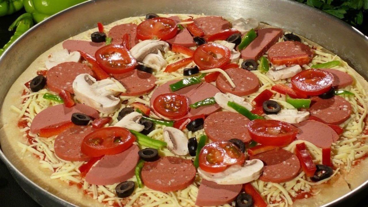 Zincir marketlerde satılan pizza ifşa olmuştu! Açıklama geldi