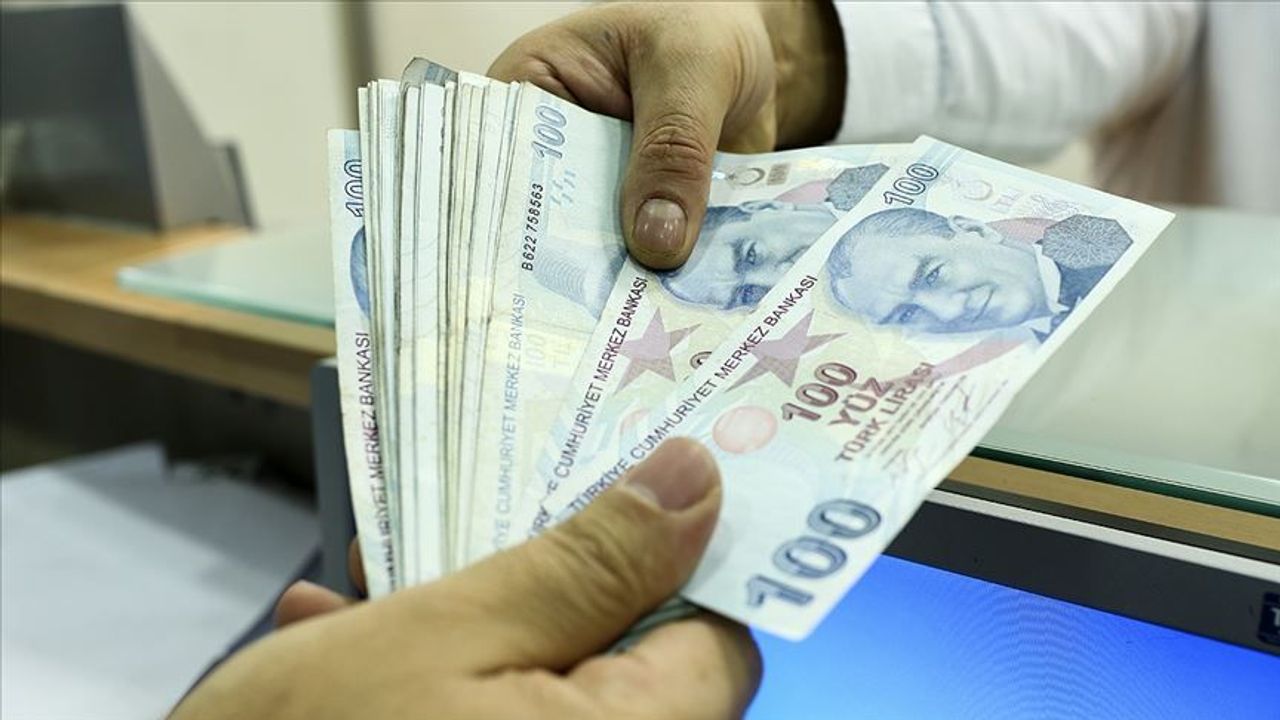 Emekli promosyonları yenilendi! Hangi banka ne kadar veriyor? İşte detaylar