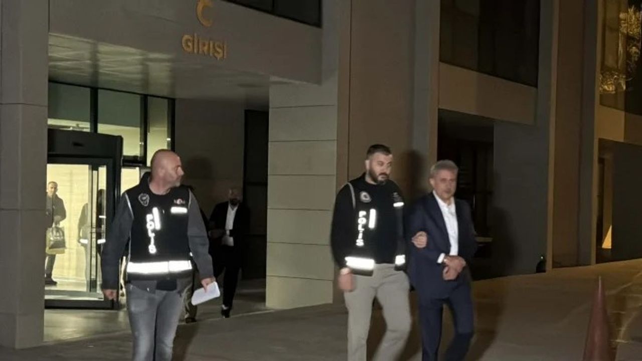 AK Partili belediye başkanı tutuklandı