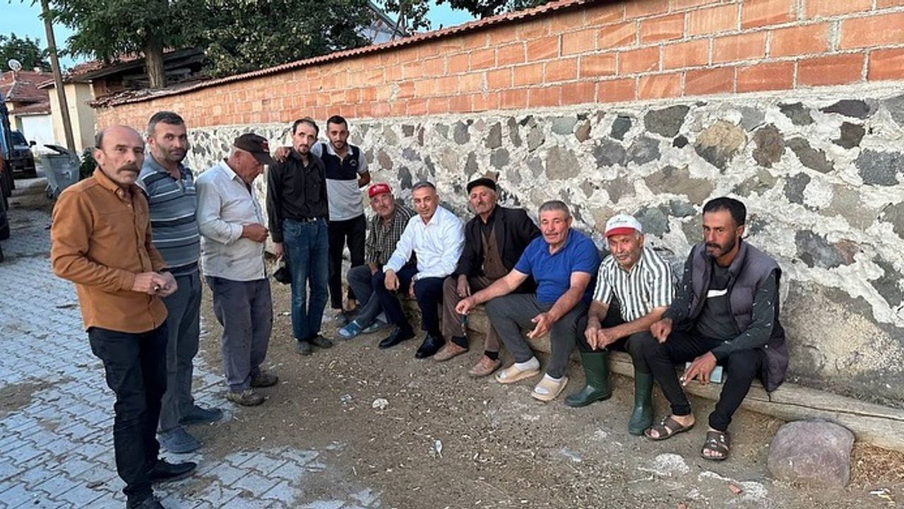 Canlarından bezdiler:  Köylüler yol istiyor!