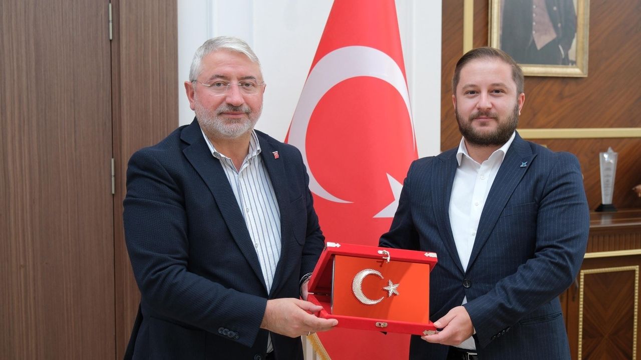 Başkan Aşgın’dan TÜGVA’ya teşekkür