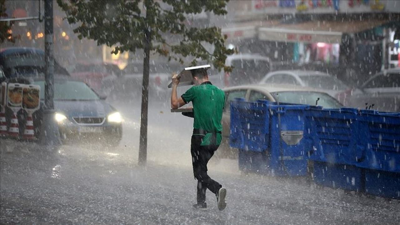Meteoroloji saat verip uyardı: Kuvvetli geliyor!