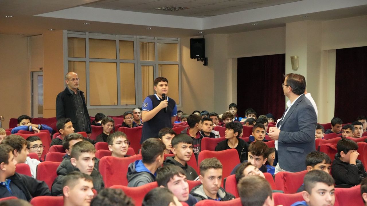 Arca Savunma ve TSO’dan  gençlere ilham veren buluşma