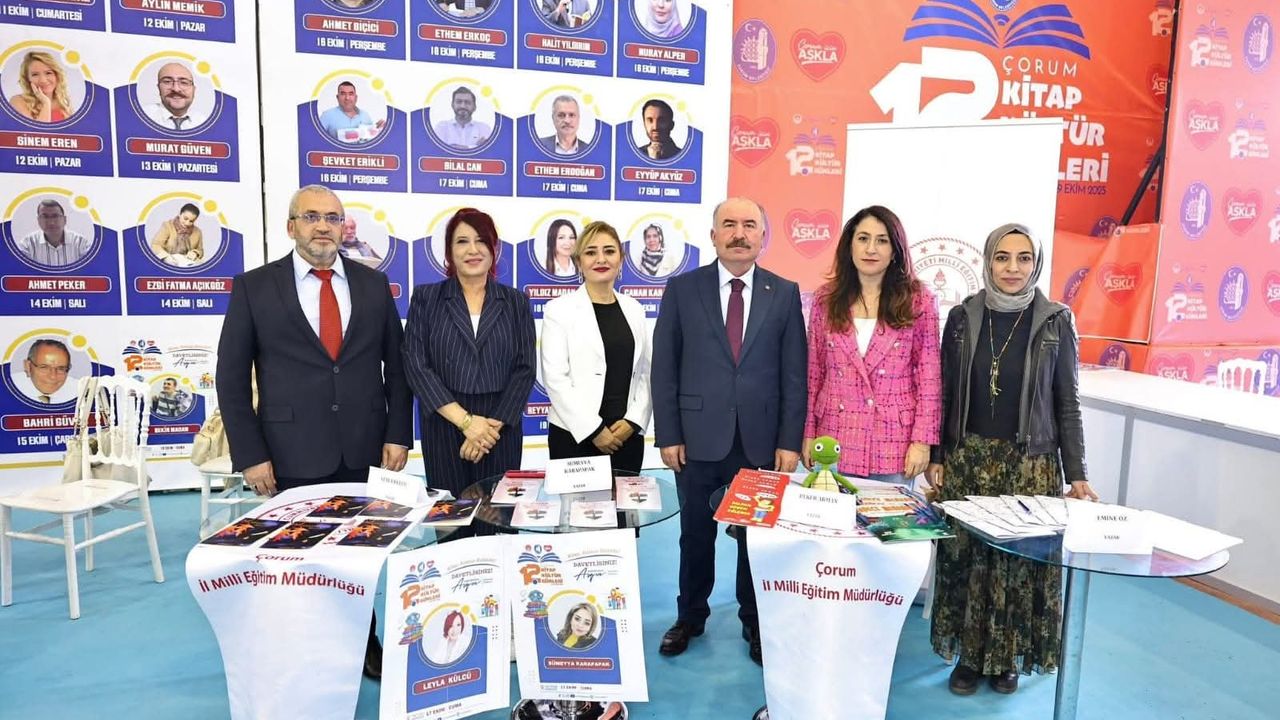Öğretmen yazarlar  okurları ile buluştu