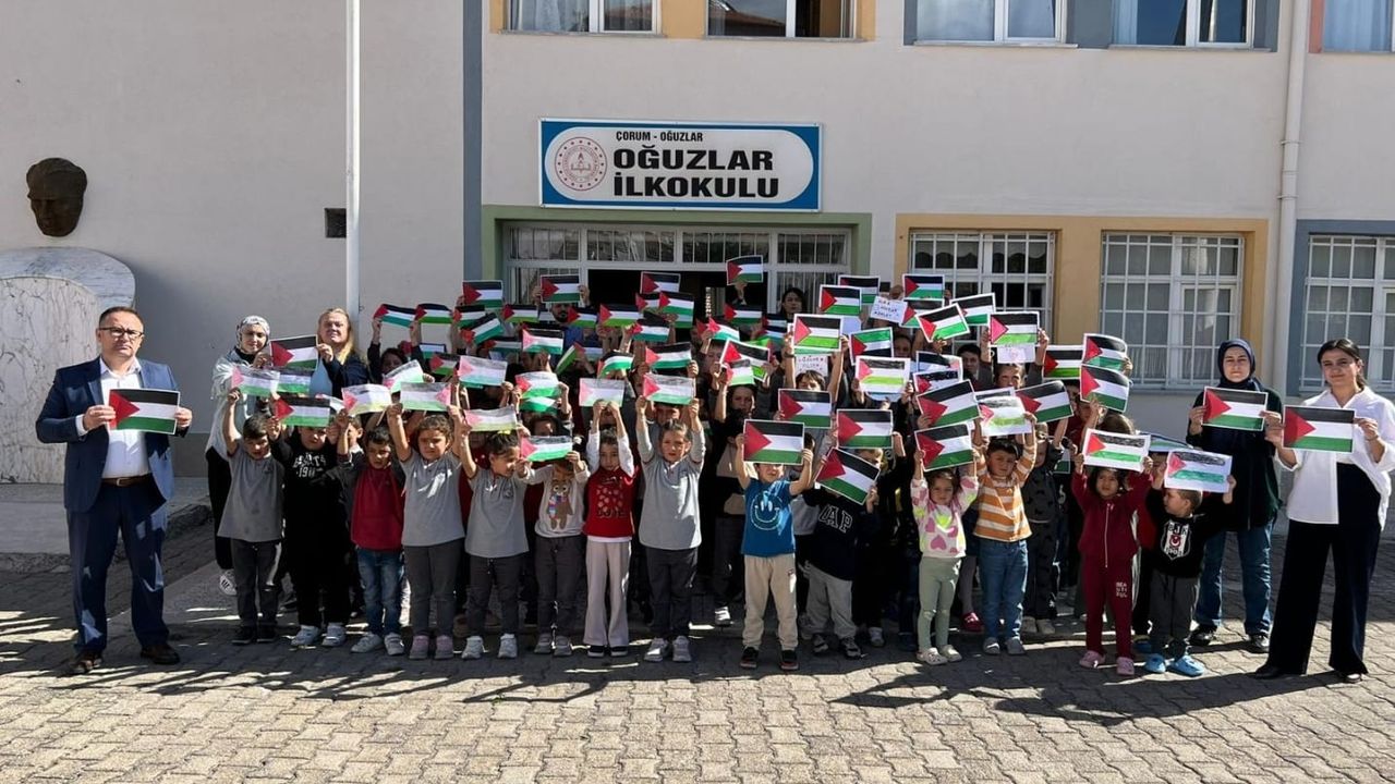 Öğrenciler Gazze’de zulme dikkati çekti