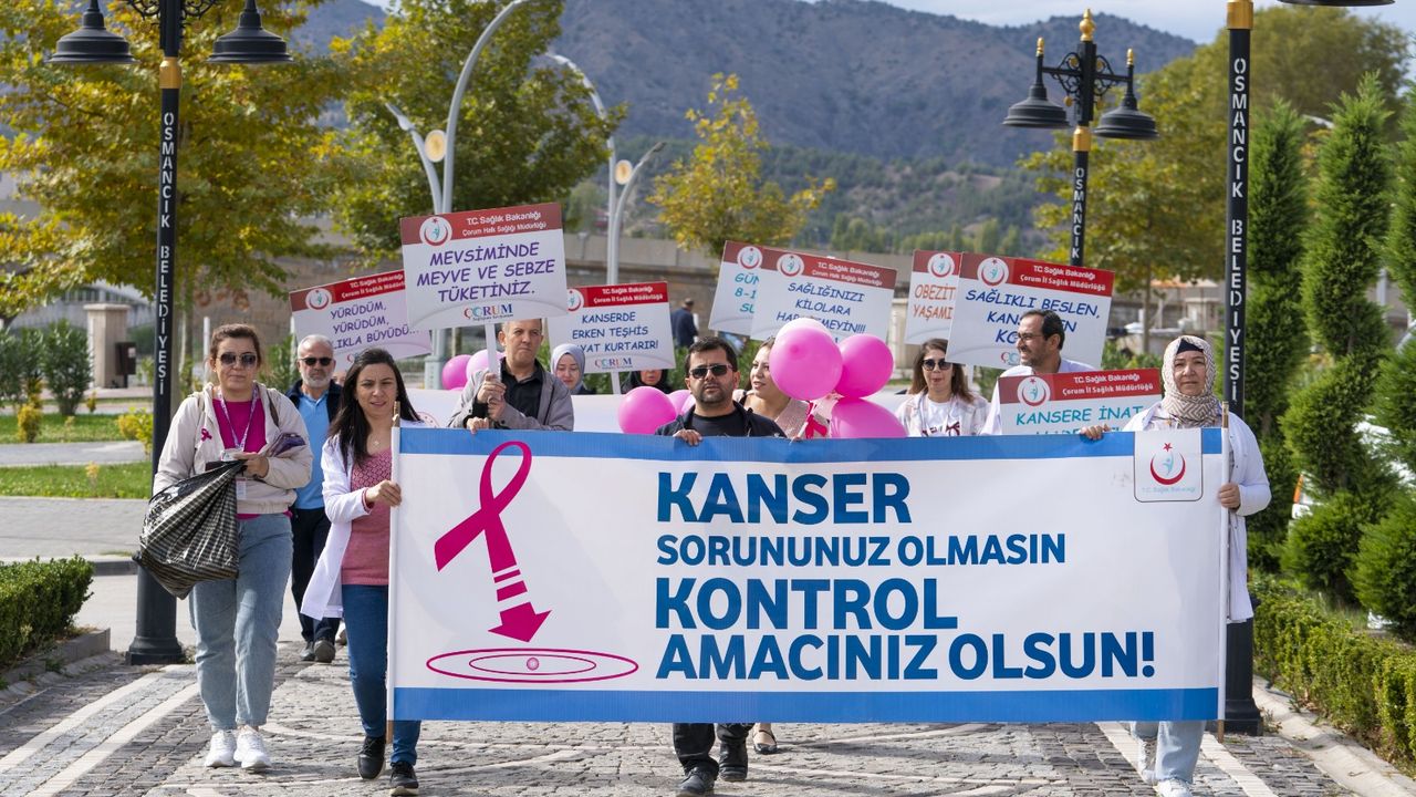 Osmancık'ta meme kanseri  farkındalık yürüyüşü