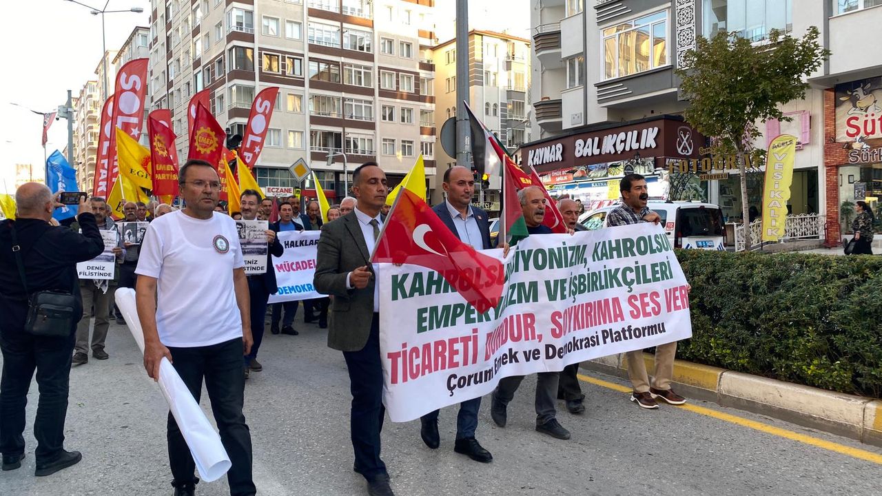 Özdel: “Soykırımcı İsrail’e  tam ambargo uygulanmalı”