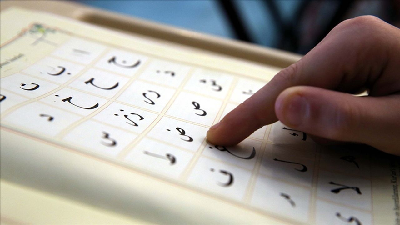 Yaz Kur'an kurslarında  2.5 milyon çocuğa eğitim