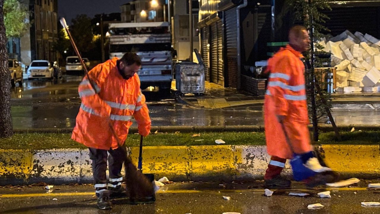 Belediye ekipleri yoğun mesai yaptı