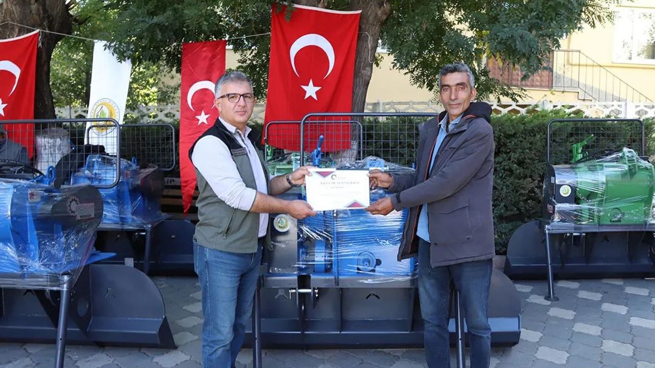 Köylüye tambur desteği