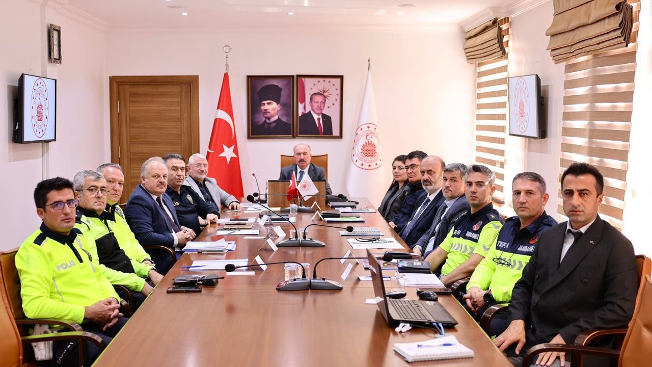 Çorum karayollarında  hız sınırları ele alındı