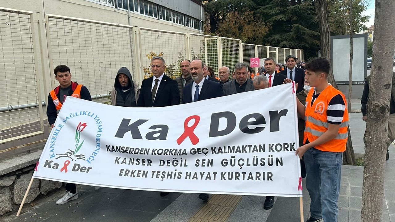 KA-DER’den kanser  farkındalık yürüyüşü