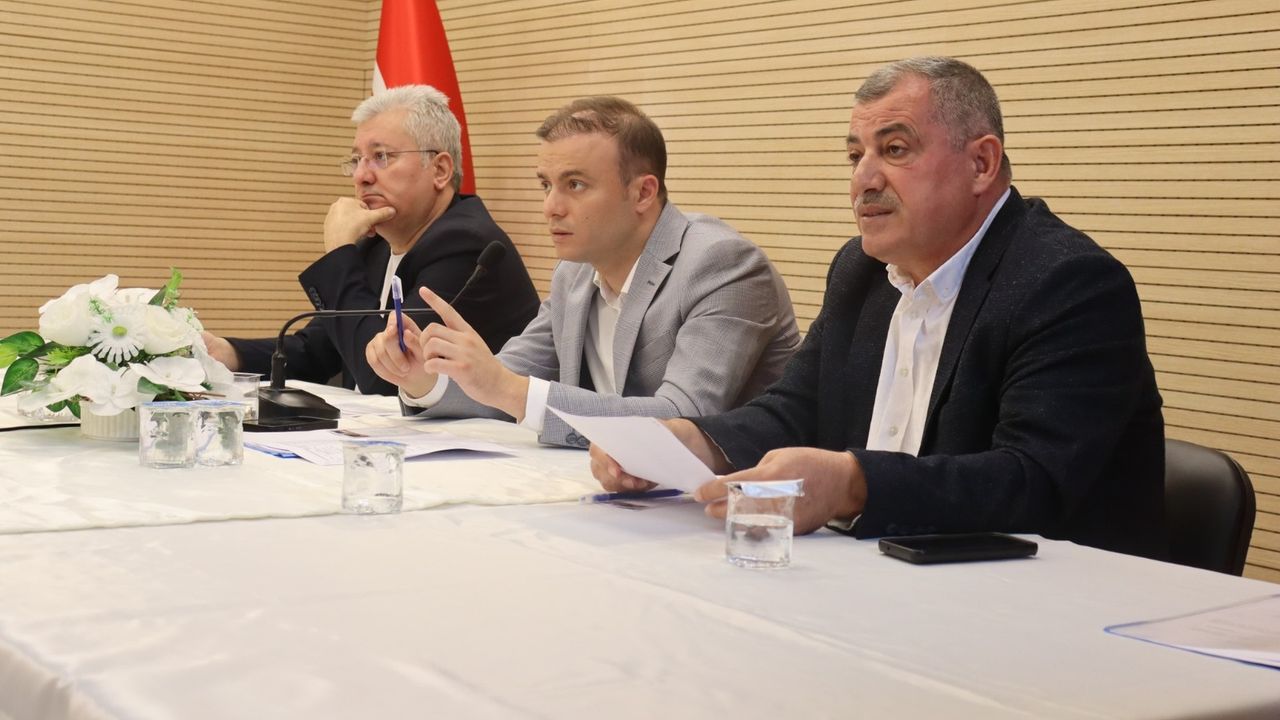 Alaca’da Köylere Hizmet  Götürme Birliği toplantısı