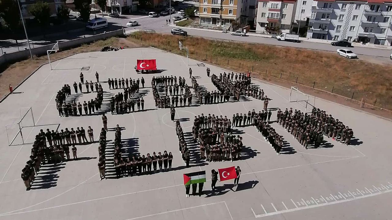 Sultan Abdülhamid Han’dan “Özgür Filistin” mesajı
