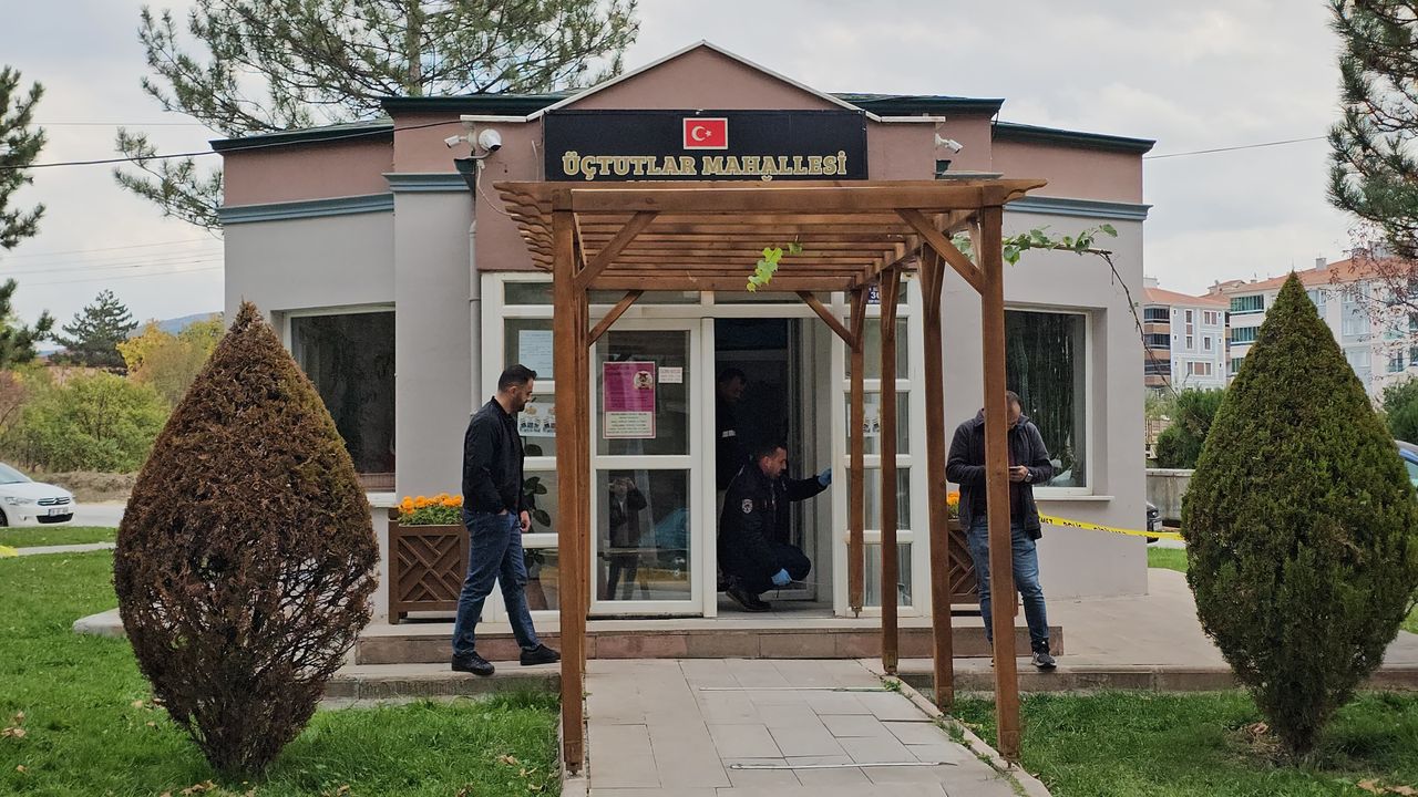 Muhtarlar Gününde muhtarlığa silahlı saldırı