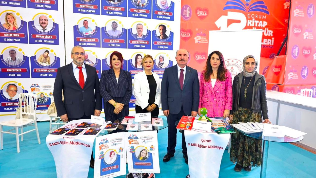 “Kitap geleceğe  uzanan köprü”