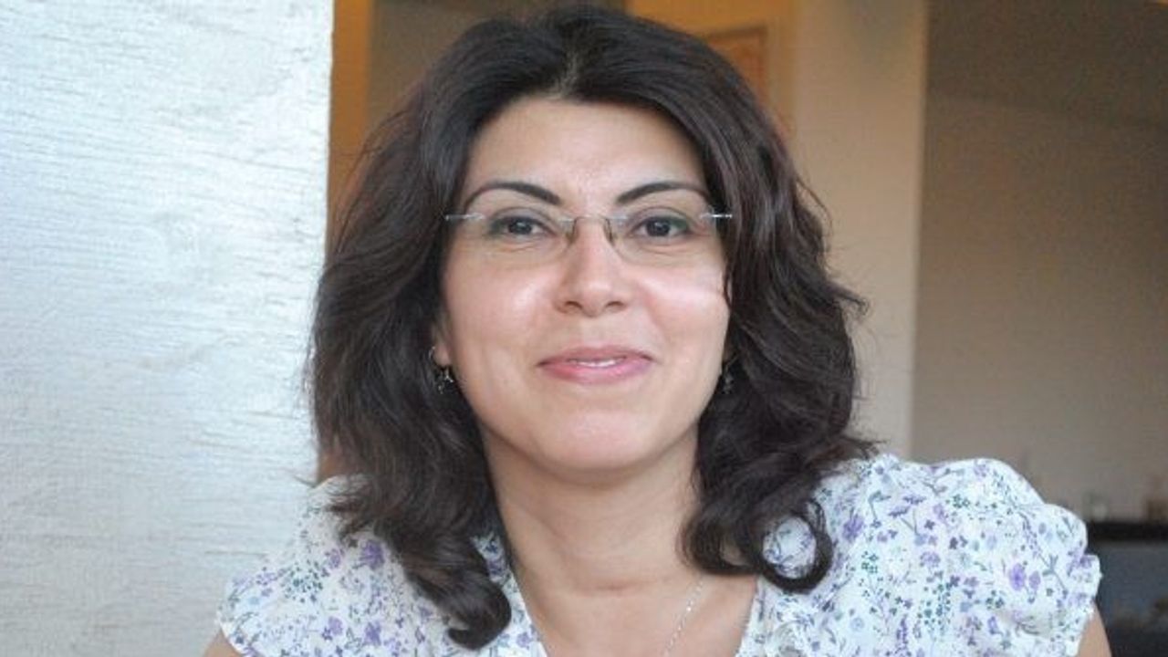 Esengül öğretmenin ölümü yasa boğdu