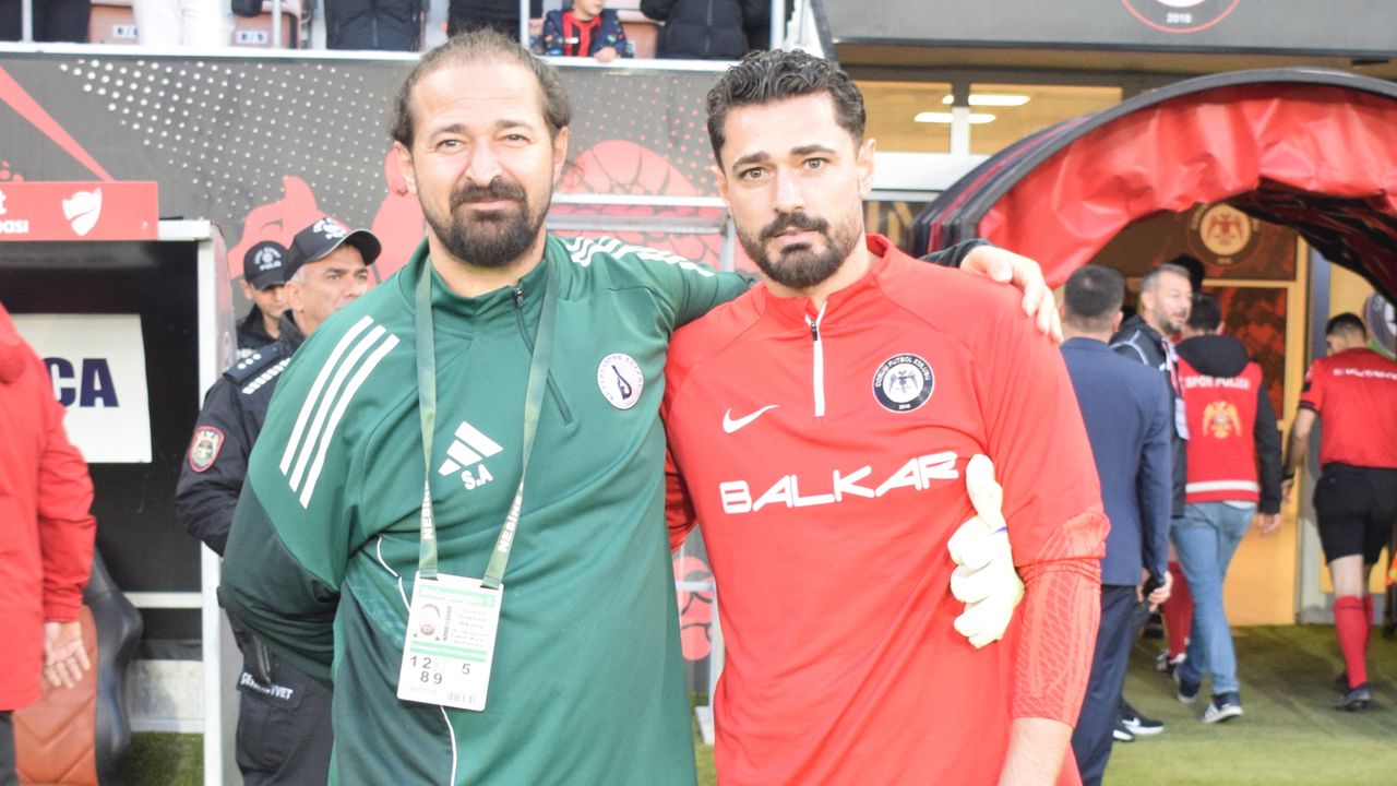 Ağabey-kardeş rakip oldu