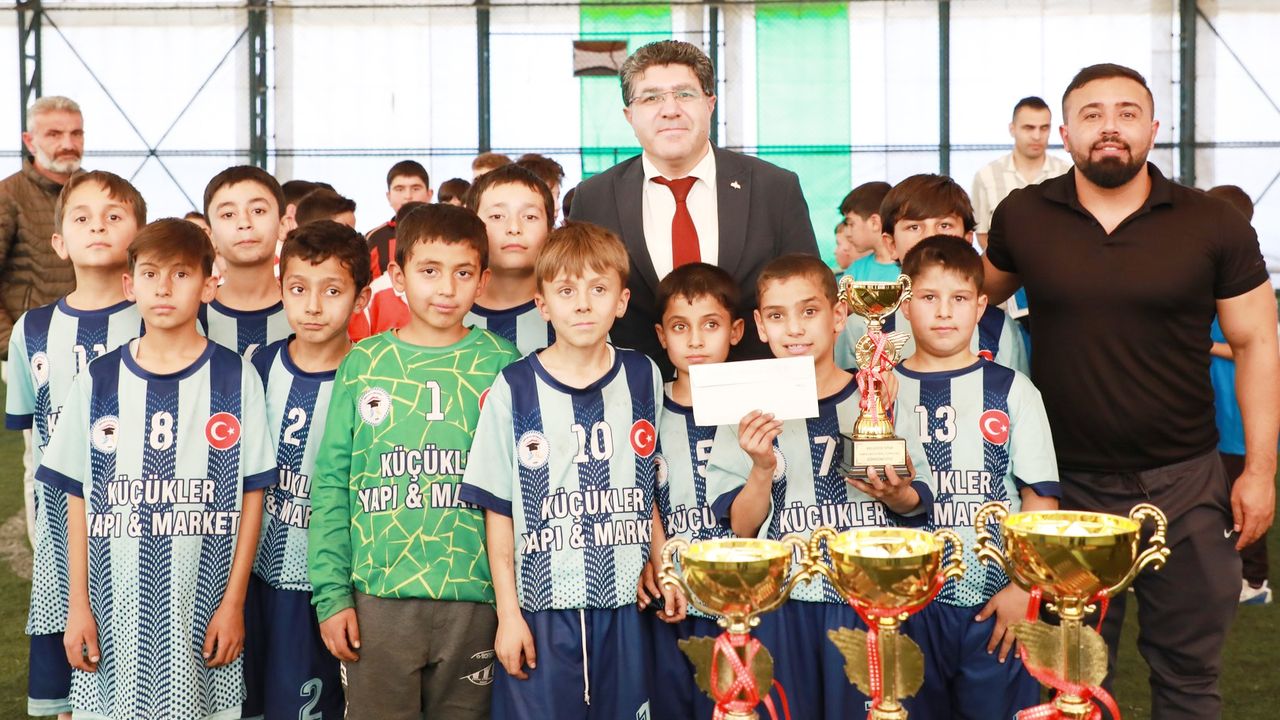 Alaca’da geleceğin  yıldızları sahne aldı