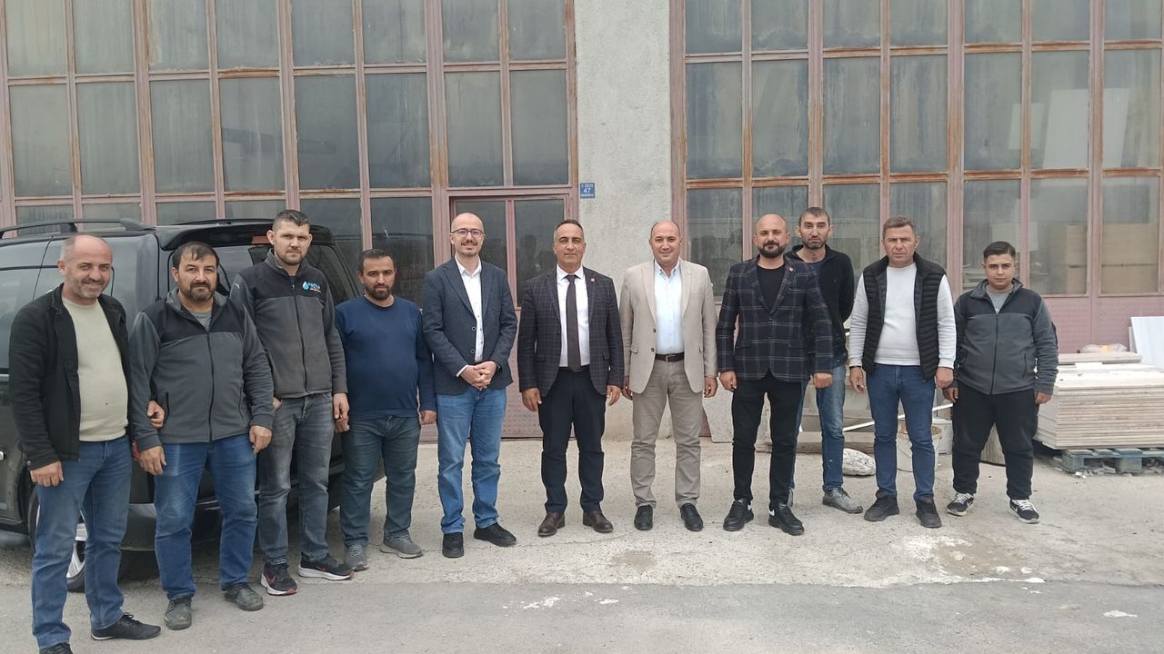 Solmaz, mobilya esnafının sorun ve taleplerini dinledi