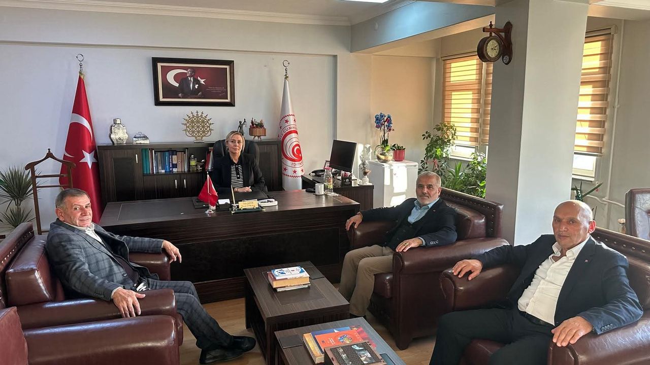 Oda başkanları Ticaret  Müdürü Şahin’i kutladı