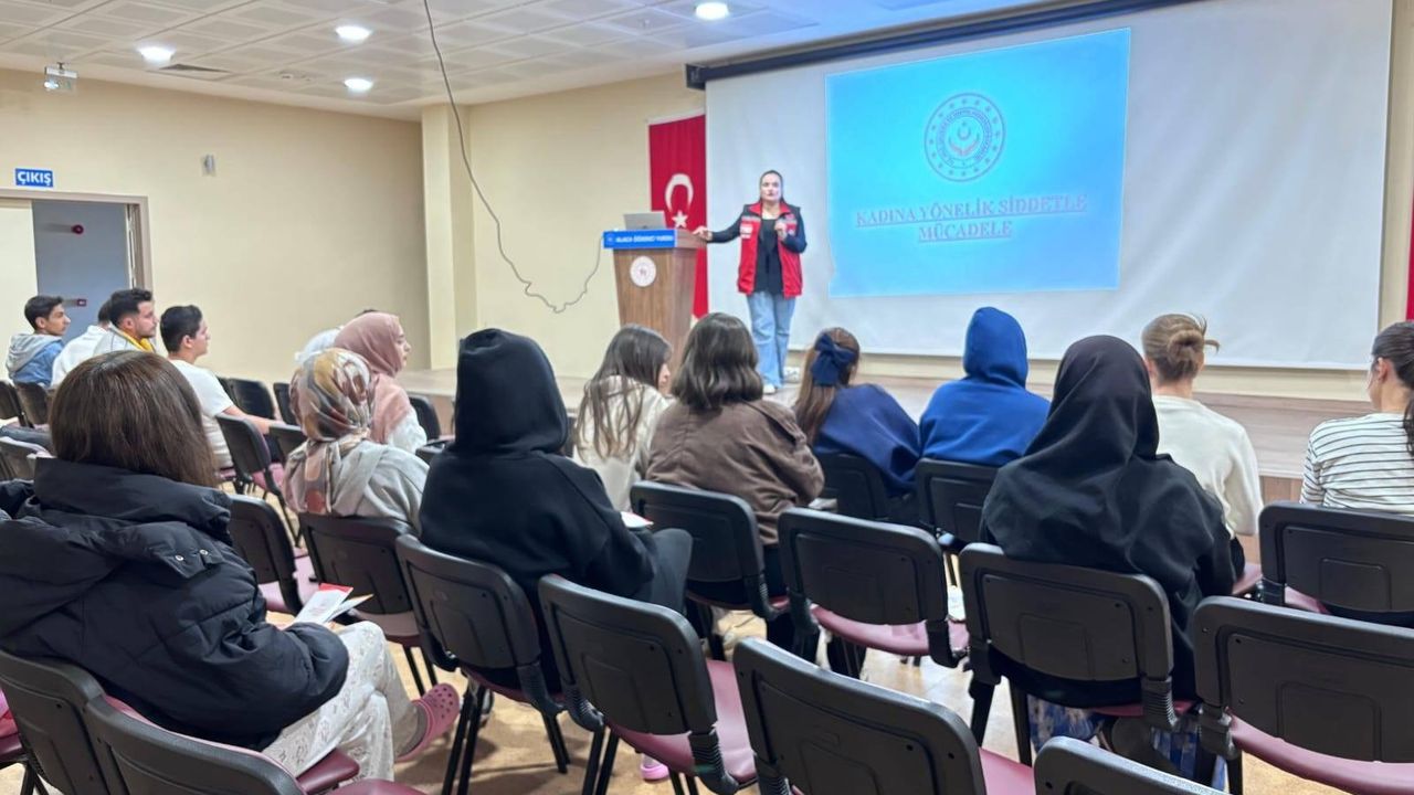 Öğrencilere kadına yönelik  şiddetle mücadele semineri